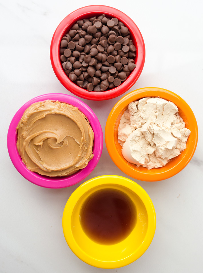Easy Chocolate Peanut Butter Egg Ingredients