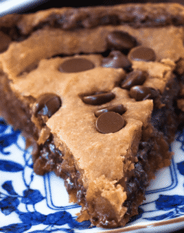 makeout chocolate chip cookie pie